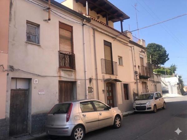 Terratetto unifamiliare in Via Statale Sant'Antonino 25/27, Barcellona Pozzo di Gotto