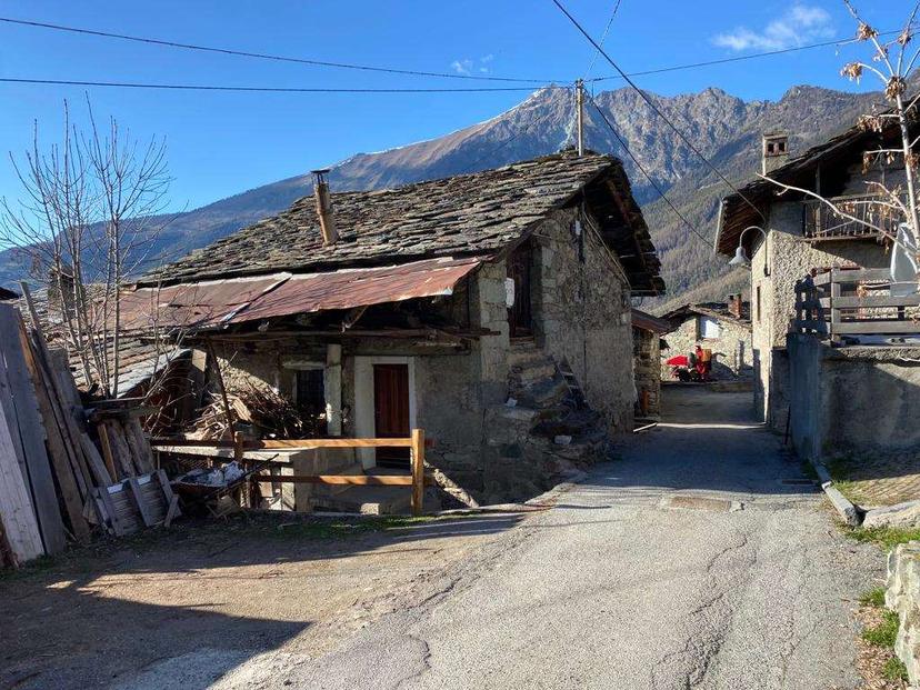 Rustico in Salirod, Saint-Vincent — foto 3 di 5