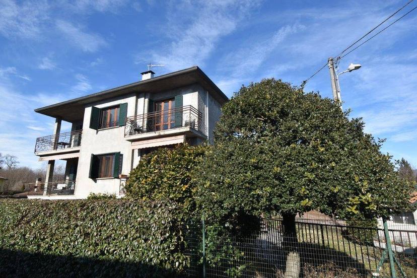 Casa indipendente in Via Diaz 17, Brebbia — foto 3 di 5