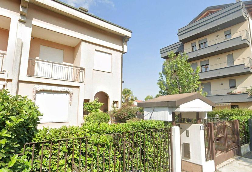Casa indipendente in Via Paolo Andreani 66, Brugherio — foto 2 di 5