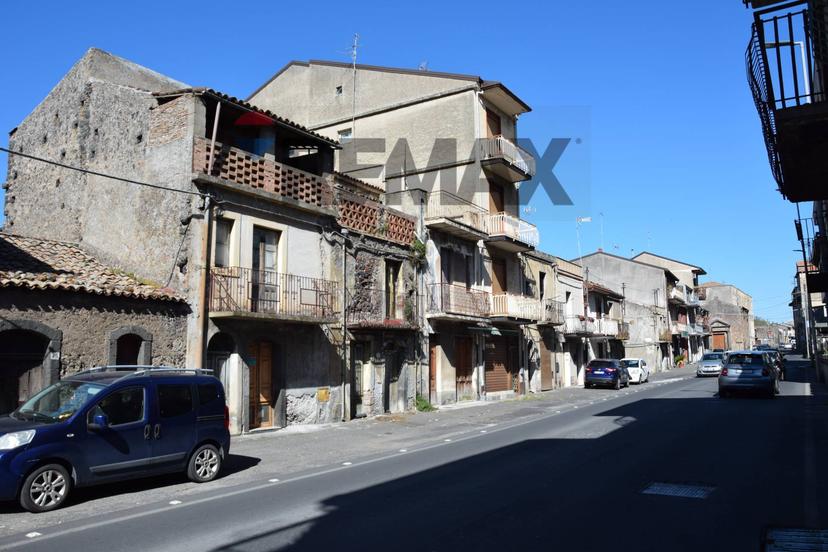 Casa indipendente in Via G. Bonaventura 72-72a, Randazzo