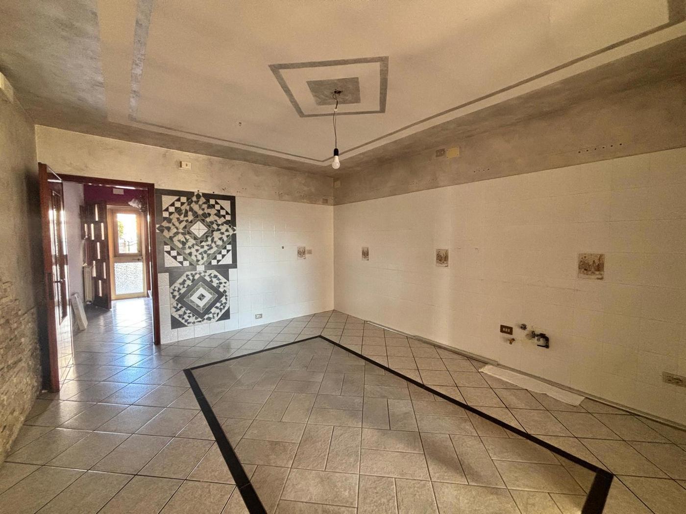 Casa indipendente in Via Fratelli Cervi Snc, Lusia