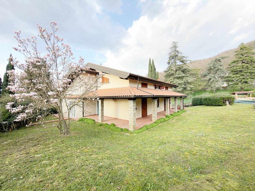 Villa, Vaiano — foto 5 di 5