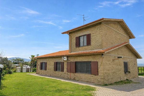 Casa colonica in Strada Castiglione 14a, Viterbo