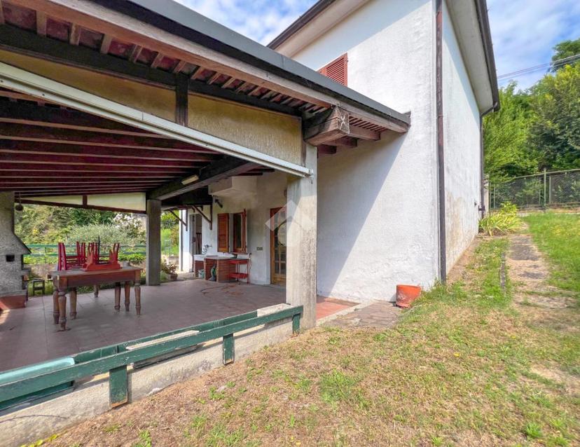 Villa in Montescano 21, Montescano