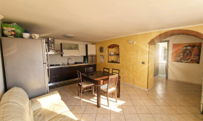 Villa in Via Lungo Argine, Castel Volturno — foto 5 di 5
