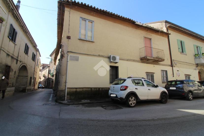Casa indipendente in Via Francesco Landi 35, Caserta — foto 3 di 5