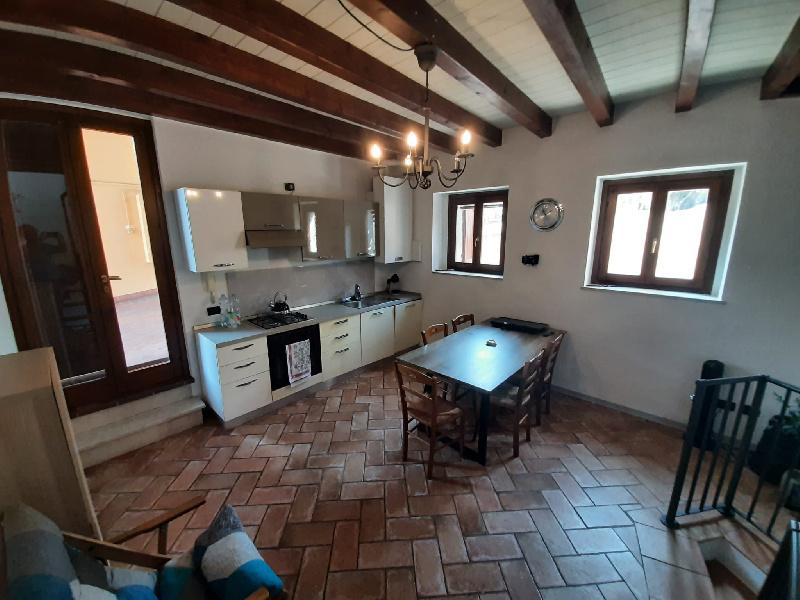 Trilocale in Via Montesuello, Polpenazze del Garda