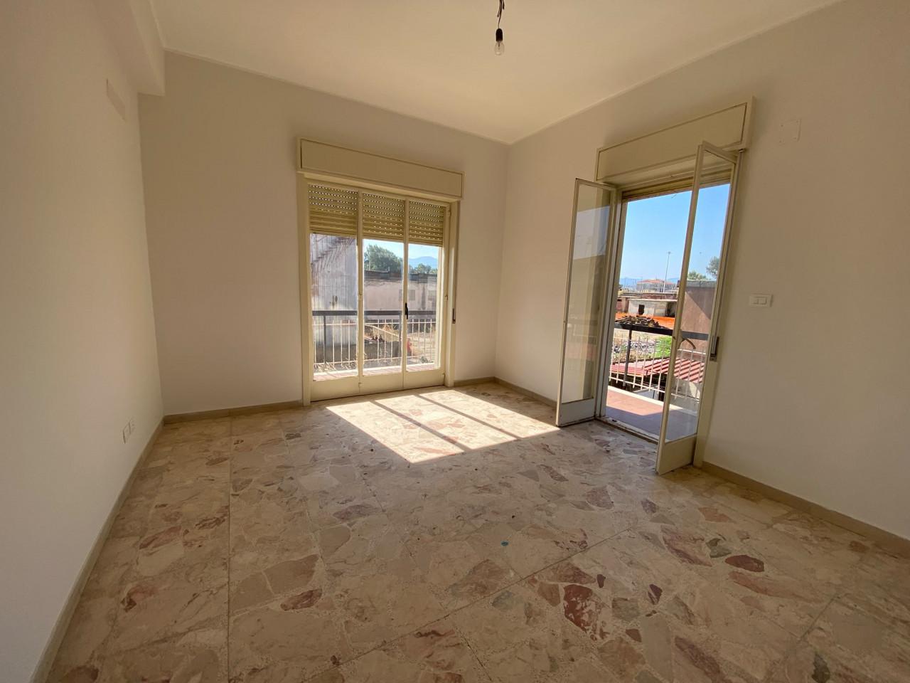 Trilocale in Piazza della Pace 15, Reggio di Calabria