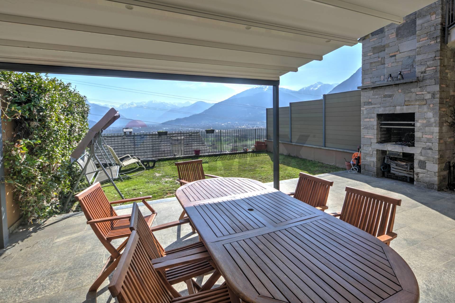 Villa a schiera, Domodossola