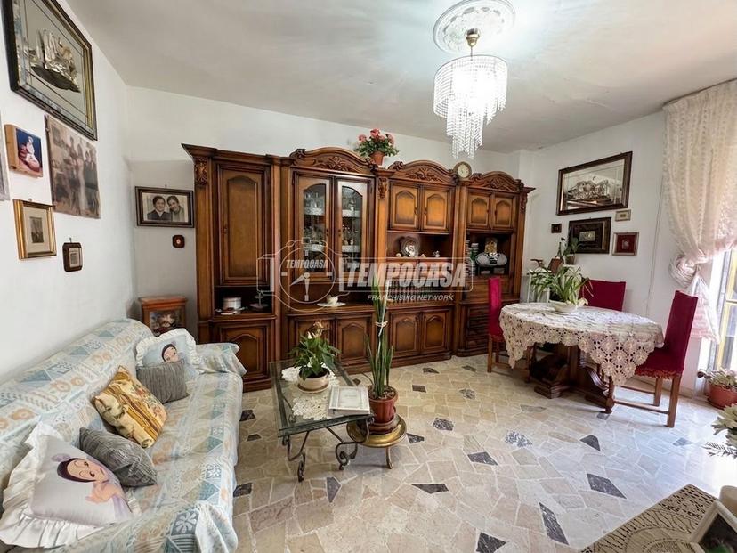 Casa indipendente in Via Ugo La Malfa, Capurso — foto 4 di 5
