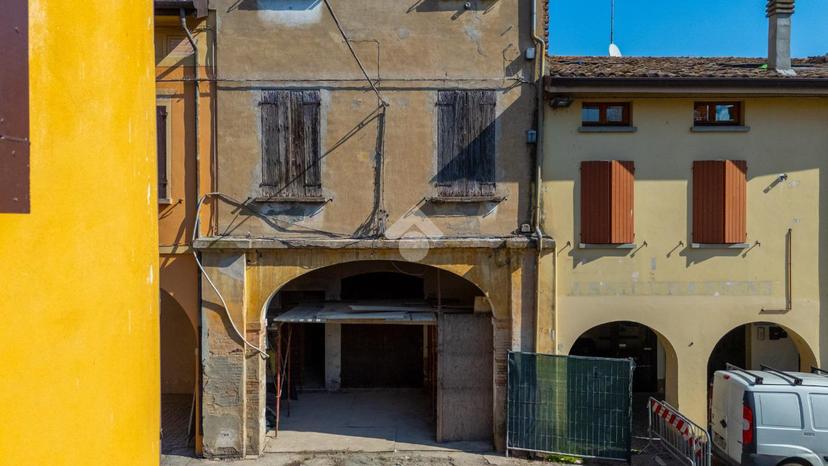 Trilocale in Via XXV Aprile 17, Castelnovo di Sotto