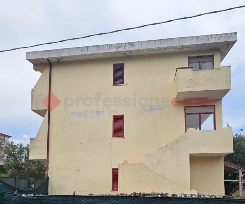 Trilocale in Via Vietri 52, Sellia Marina — foto 3 di 5