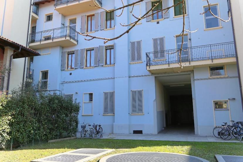 Trilocale in Mazzini 7, Villasanta