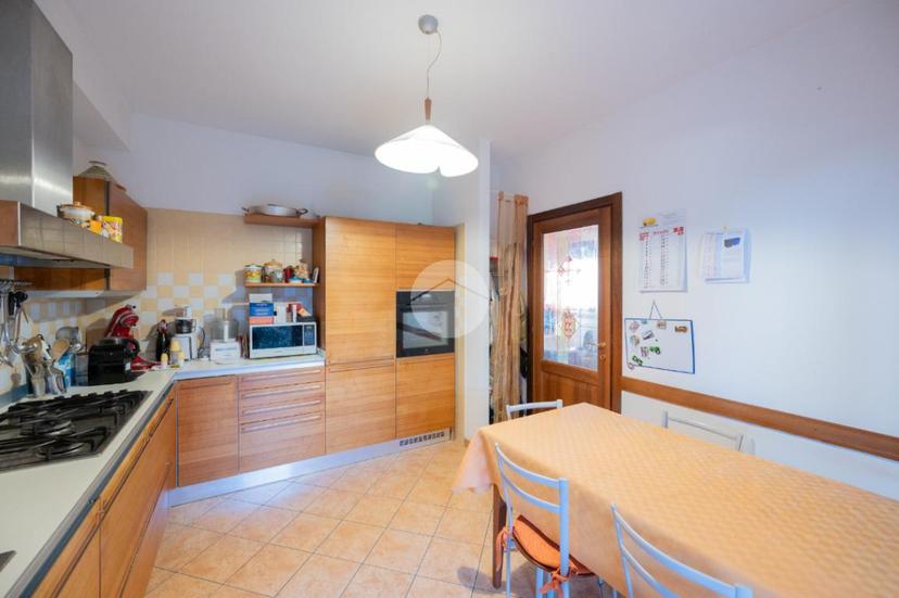 Villa in Via Ugo Celada 26, Borgo Virgilio — foto 2 di 5