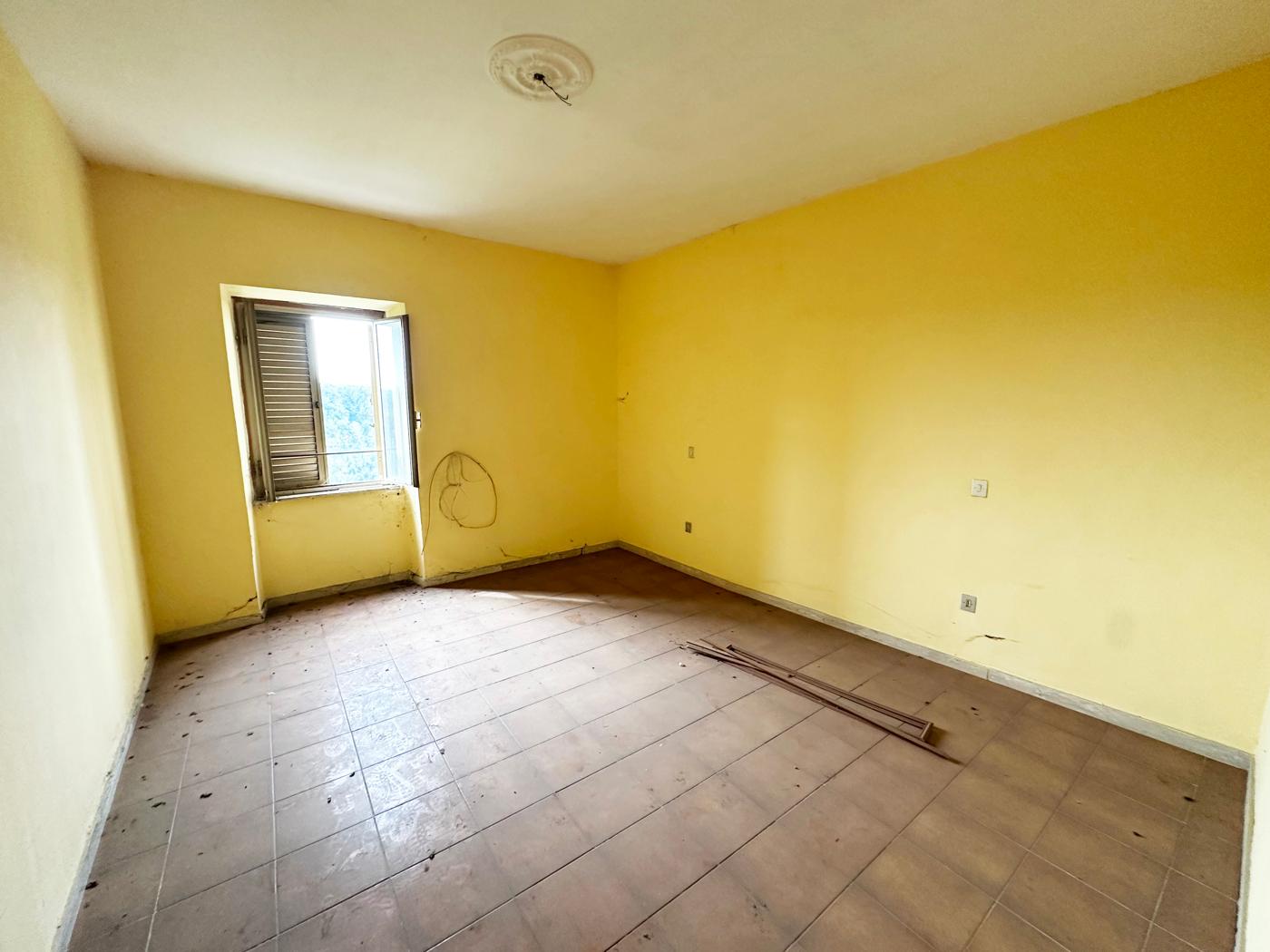Quadrilocale in Via Don Minzoni  37, Civita Castellana
