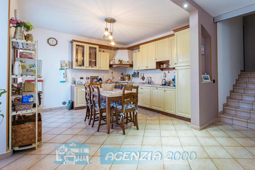 Villa in Via Enrico Toti 11, Bagnoli di Sopra — foto 2 di 5