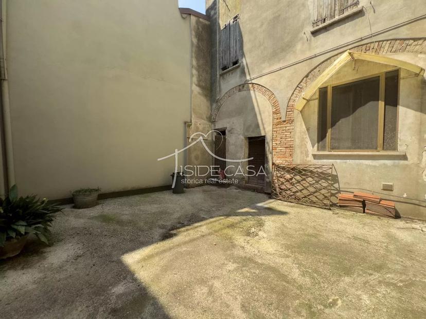 Casa indipendente, Mantova — foto 4 di 5