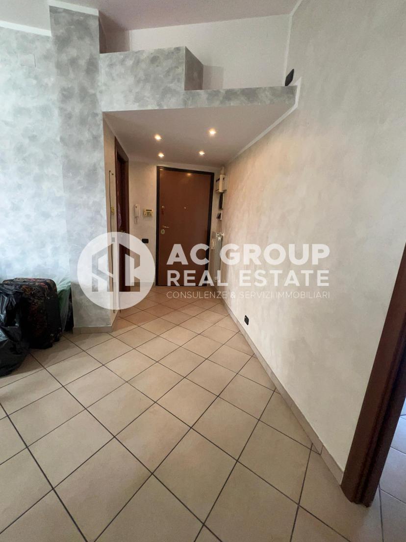Trilocale in Via Camillo Benso Conte di Cavour, Rovello Porro — foto 2 di 5