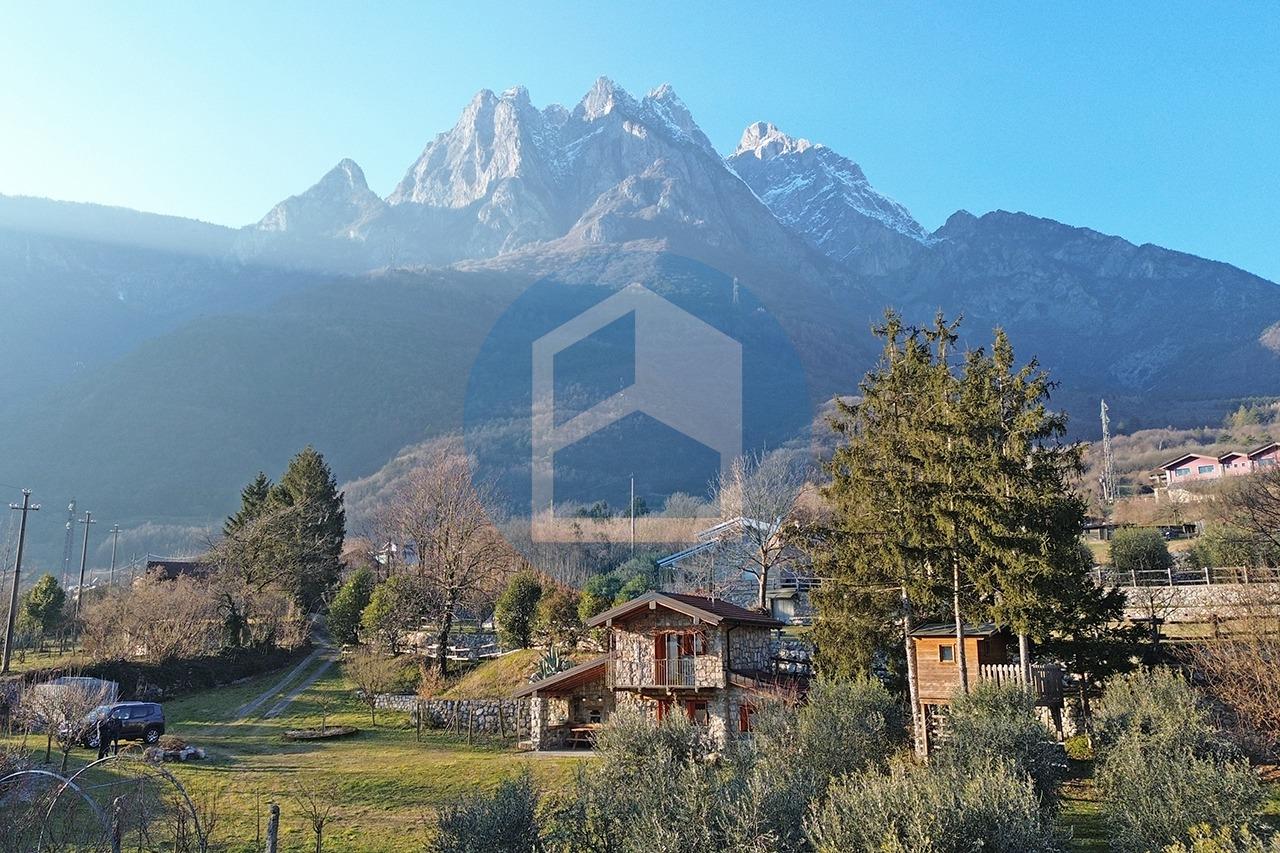 Casale in 25050, Losine, Bs, Losine