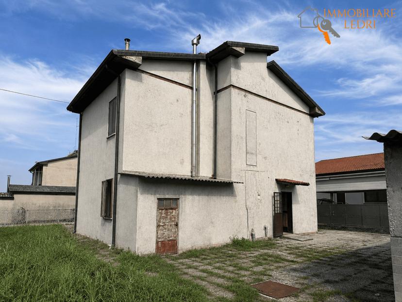 Casa indipendente in Via Gioacchino Rossini, Salizzole — foto 4 di 5