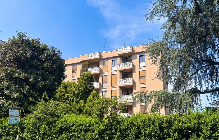 Trilocale in Via Emilio Borsa 21, Monza — foto 3 di 5