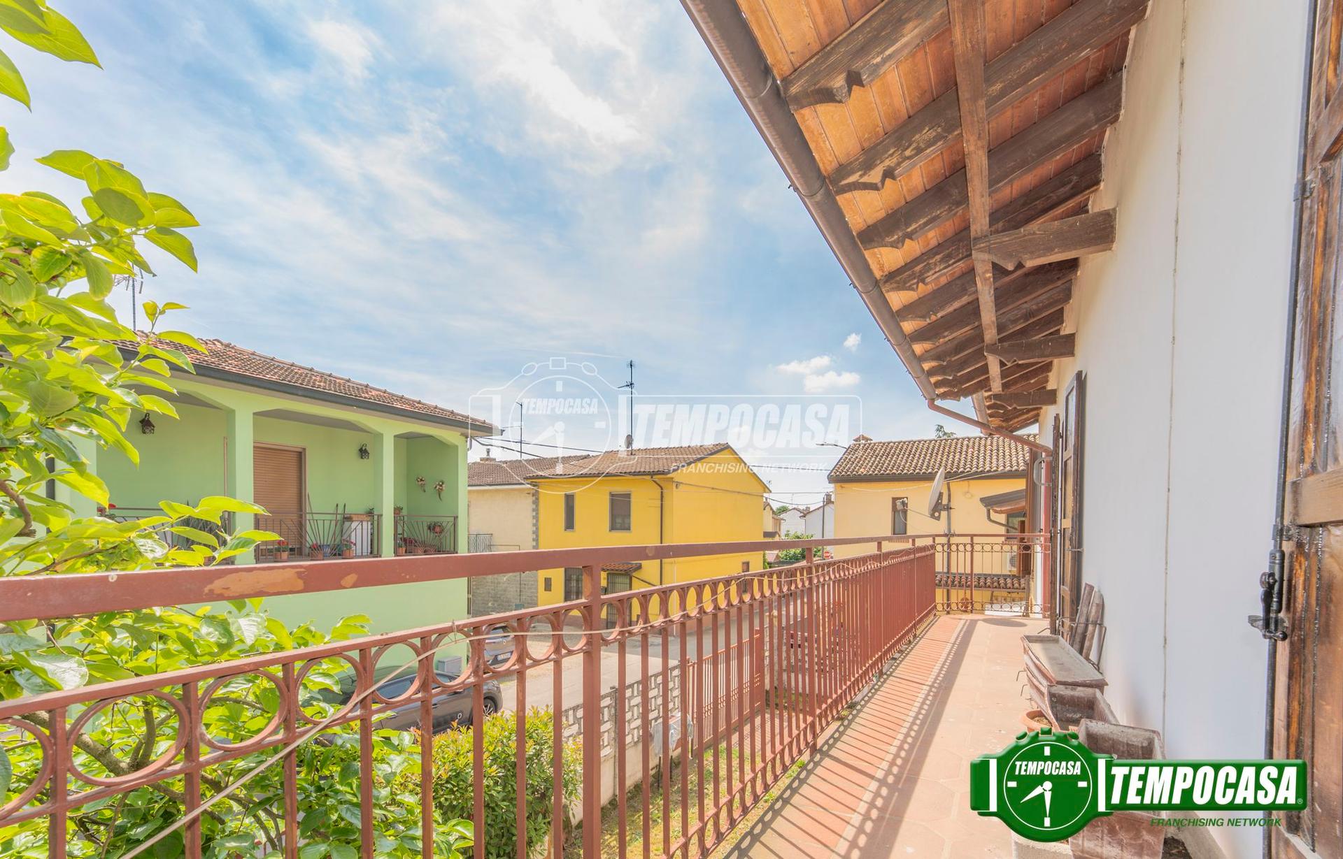 Villa in Via Mocchi, Trivolzio