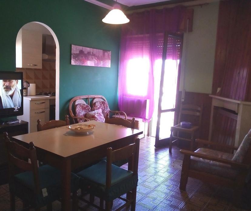 Appartamento in Via delle Rose, Sante Marie — foto 2 di 5