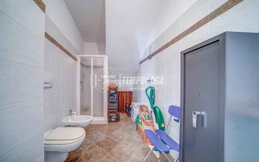 Casa indipendente in Via Lagone, Borgomanero — foto 3 di 5