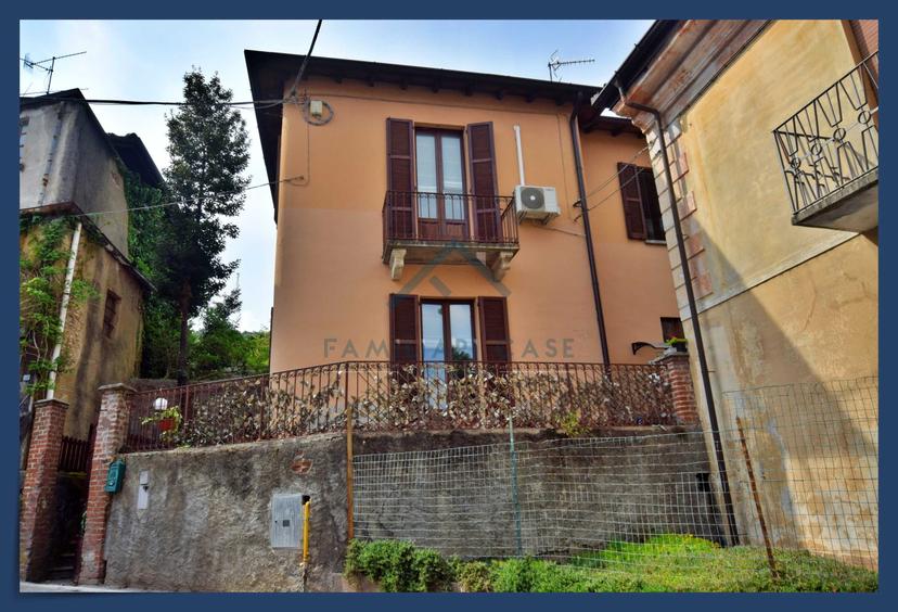 Villa in Via Roma, Mercallo — foto 4 di 5