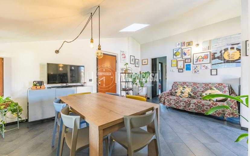 Trilocale in Via Galileo Vercesi 27, Abbiategrasso