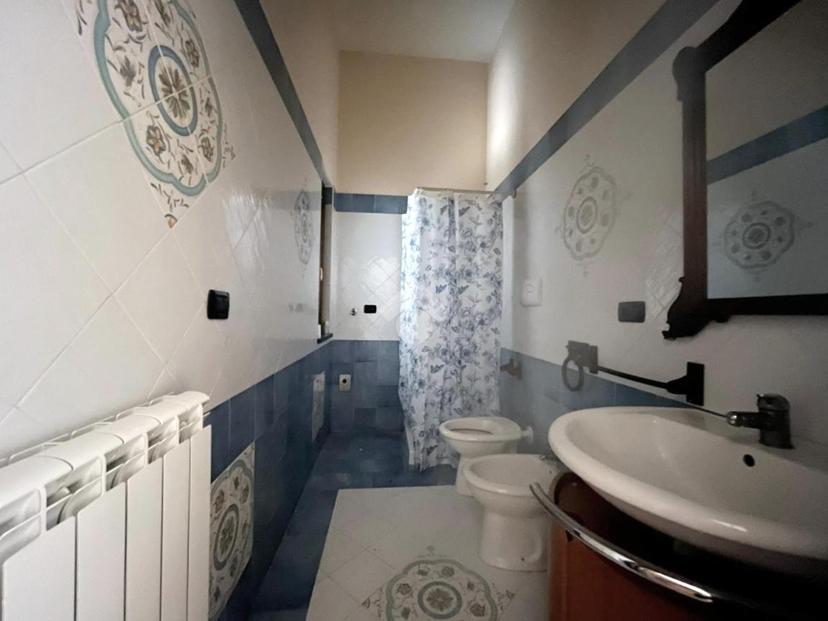 Monolocale in Via Cappuccini, Torre del Greco — foto 2 di 5
