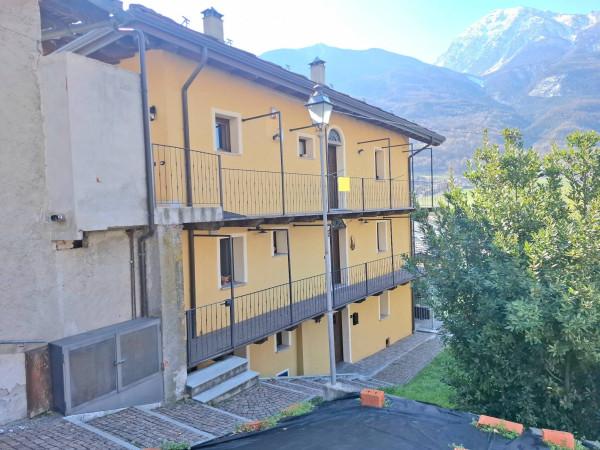 Trilocale in Frazione La Poya 25/a, Chambave