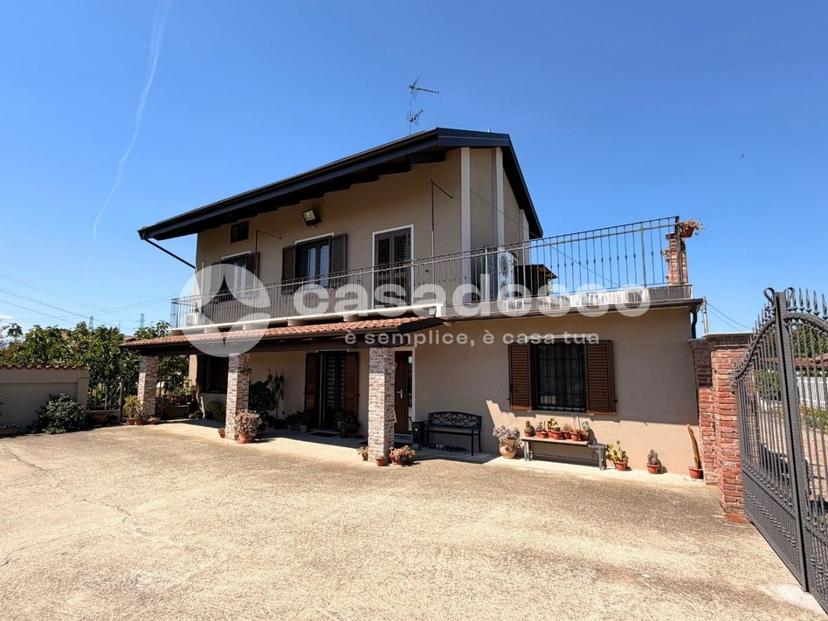 Villa unifamiliare in Via Guglielmi 33, Livorno Ferraris — foto 3 di 5