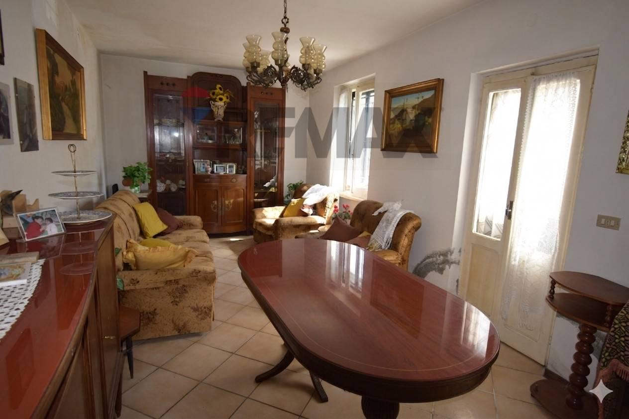 Casa indipendente in Strada Boschetto 75, Albareto