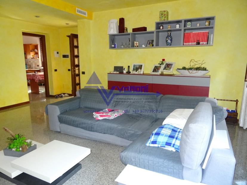 Villa bifamiliare in Via Crema, Cologno al Serio — foto 5 di 5