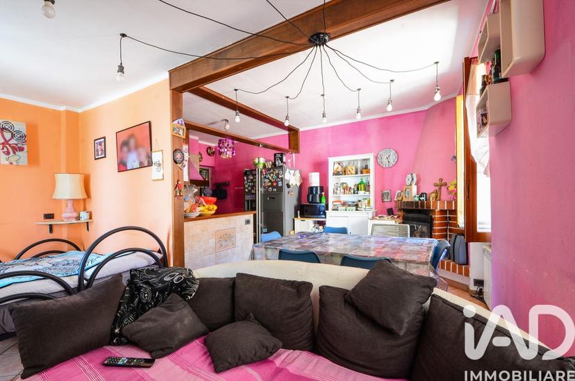 Casa indipendente in Via Teologo Antonio Bosio, Millesimo — foto 2 di 5