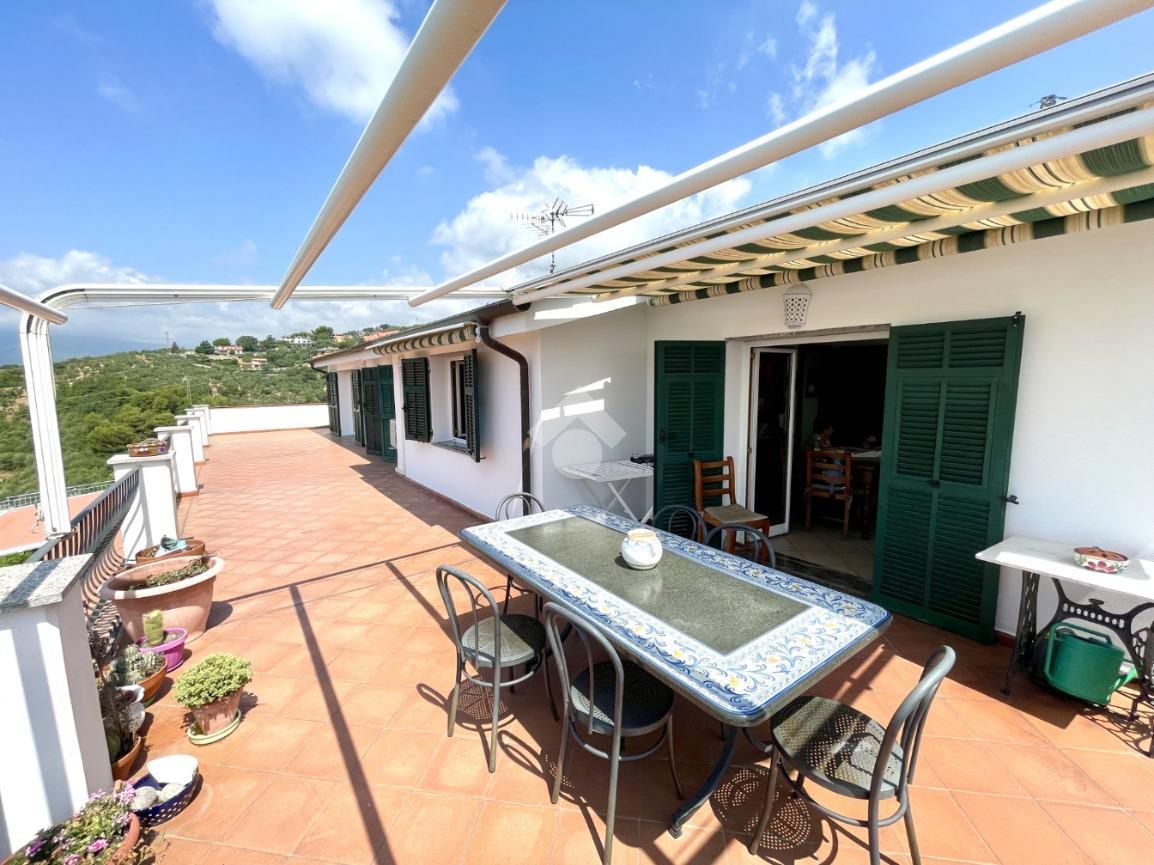 Casa indipendente, Imperia
