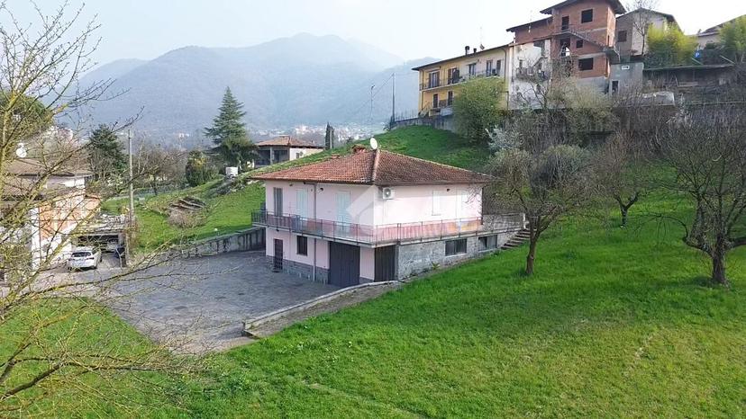 Villa in Via Campomatto 2, Sarnico — foto 3 di 5