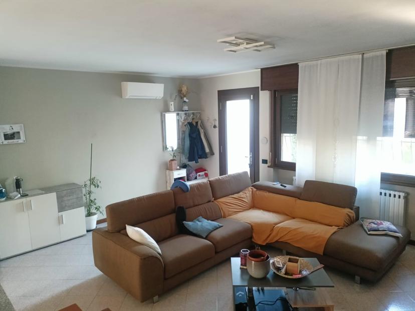 Villa in Viale Orsola, Caorso — foto 2 di 5