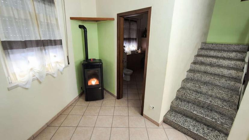 Quadrilocale in Via Moro da Fenegro 3, Fenegrò — foto 2 di 5