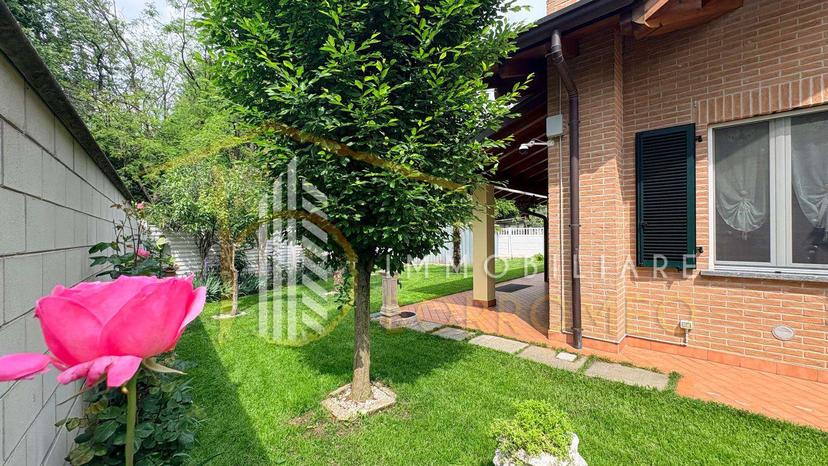 Villa a schiera in Via Spallanzani, Lentate sul Seveso — foto 2 di 5