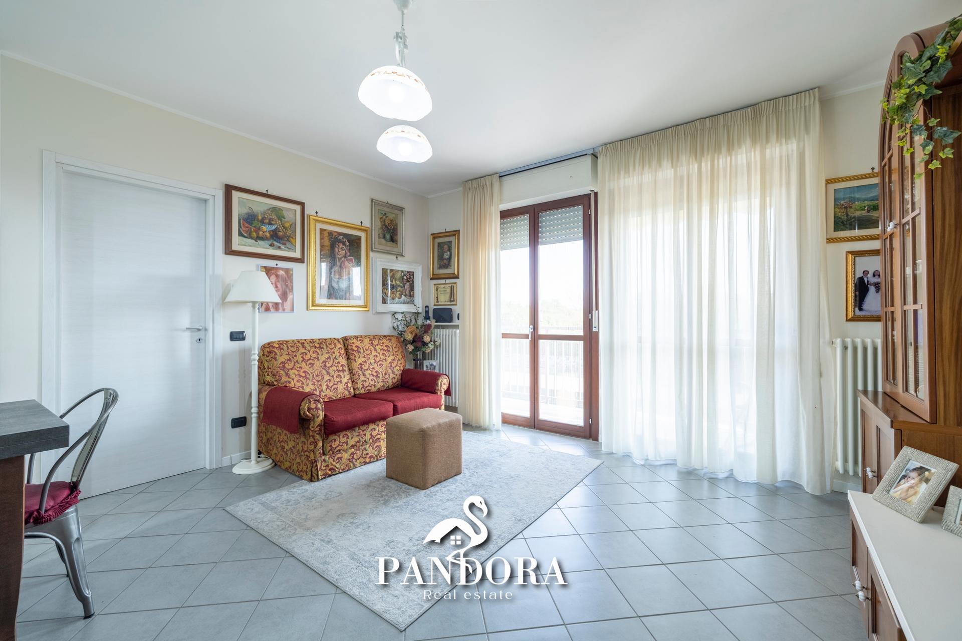 Appartamento in Via Cadore 28, Cardano al Campo