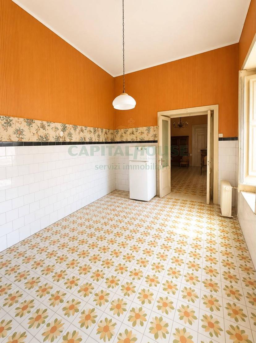 Trilocale in Via Vico Casa Caliendo, Palma Campania — foto 2 di 5