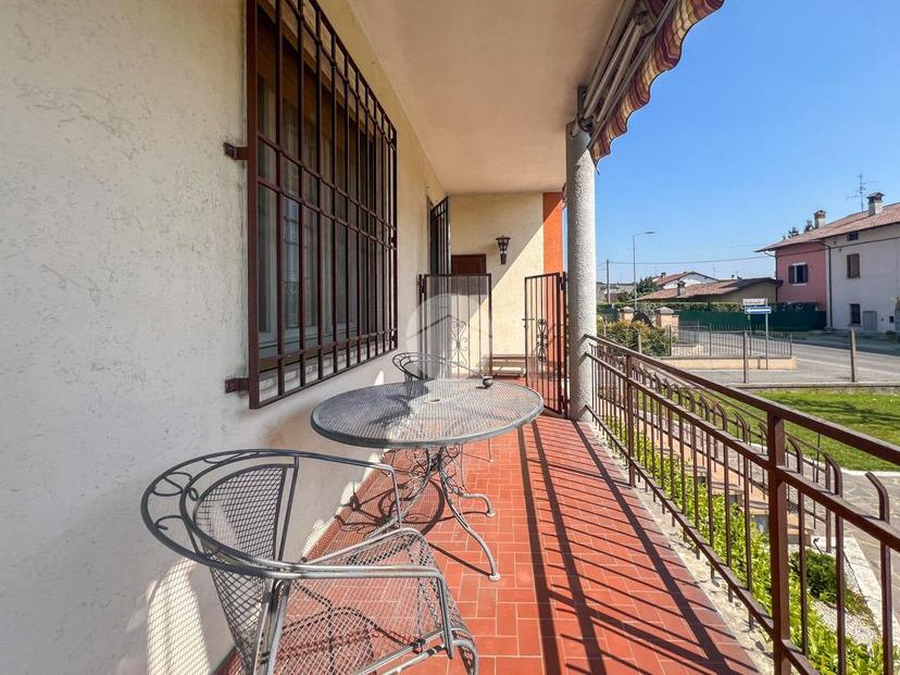Villa in Via V. Veneto Sera 14, Trenzano — foto 2 di 5