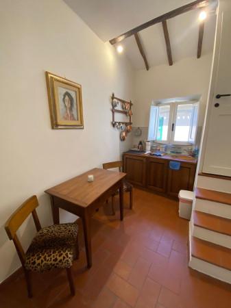 Bilocale in Via del Poggio 14, Capodimonte — foto 4 di 5
