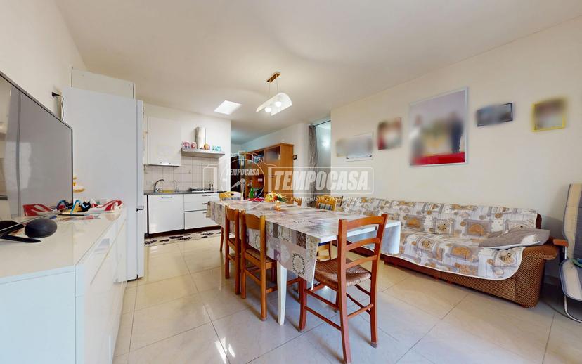 Casa indipendente in Via Donato Menichella, Turi — foto 3 di 5