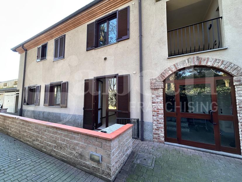 Trilocale in Viale Libertà 102, Gropello Cairoli — foto 2 di 5
