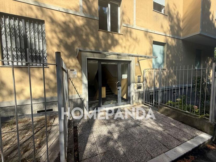 Trilocale in Via Val d'Astico, Genova