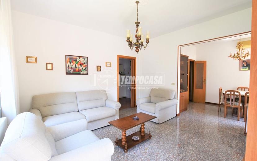 Trilocale in Corso Giuseppe Garibaldi 217, Porto San Giorgio — foto 4 di 5